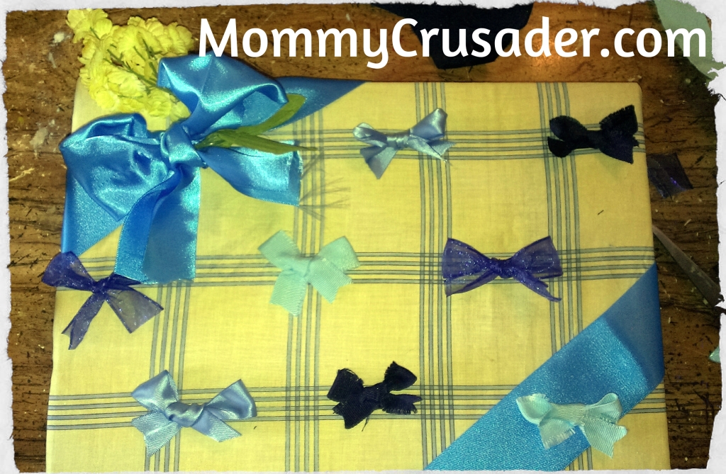 Using bows to create the layout. | MommyCrusader.com
