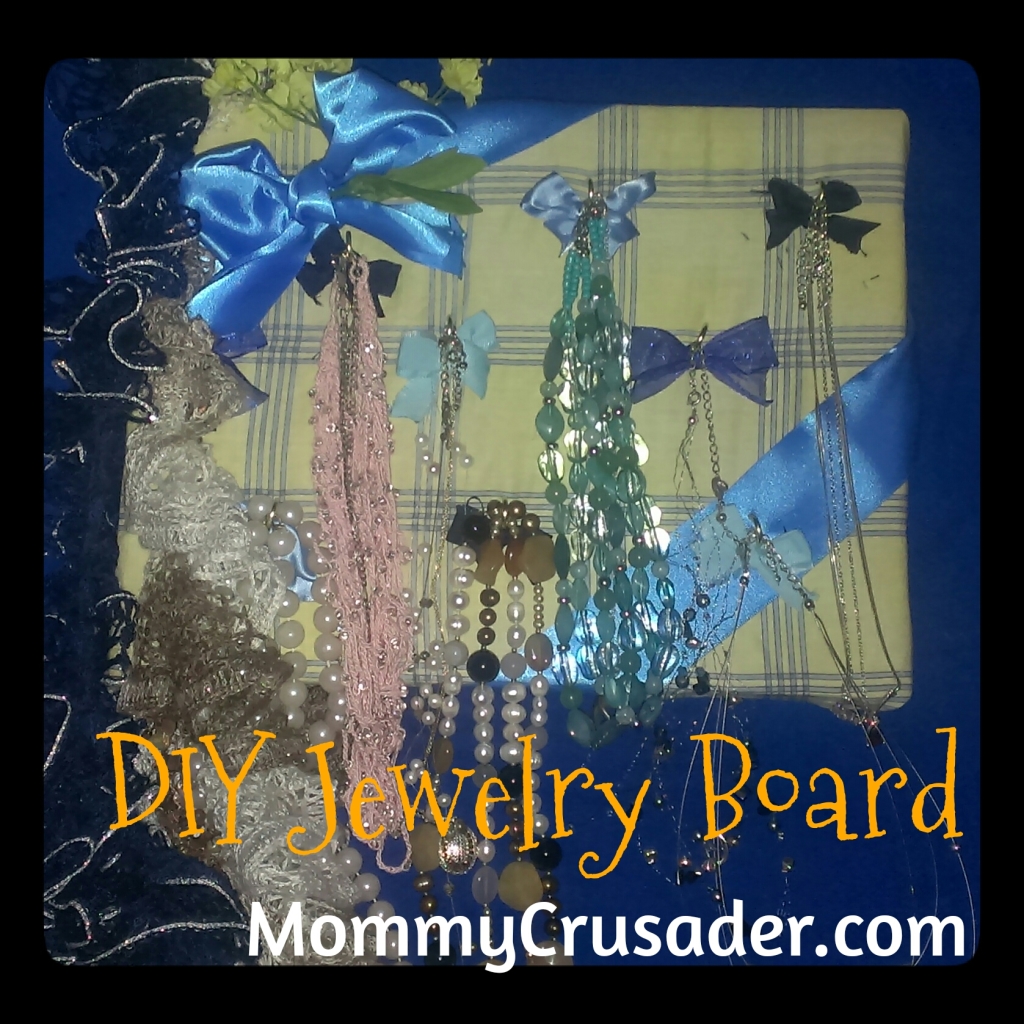 DIY Jewelry Board | MommyCrusader.com