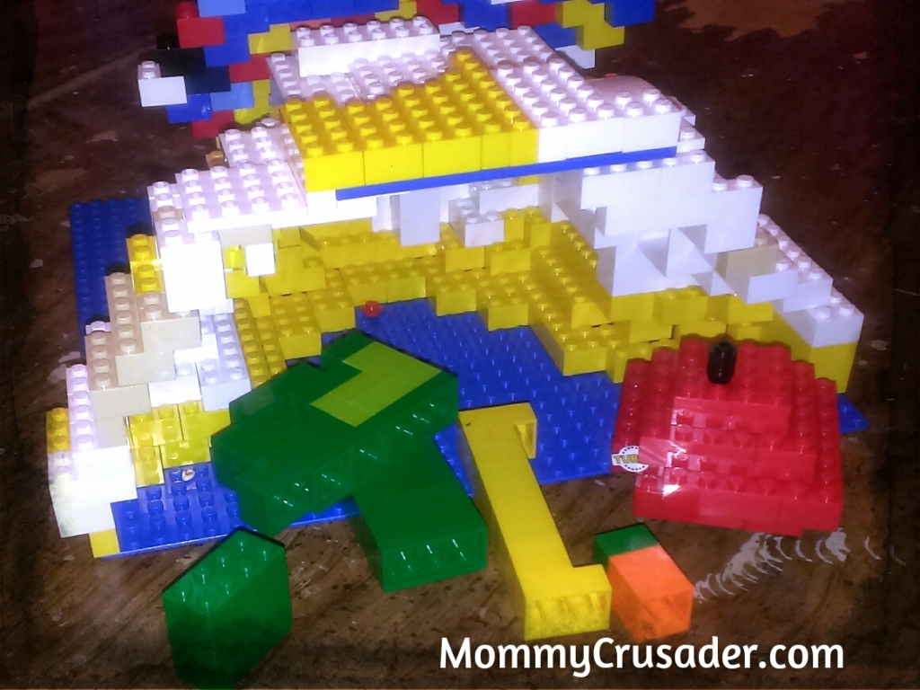 Cornucopia - Lego style | MommyCrusader.com