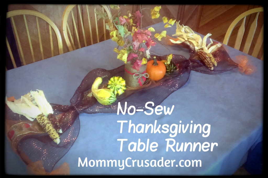 No-sew Thanksgiving Table Runner | MommyCrusader.com